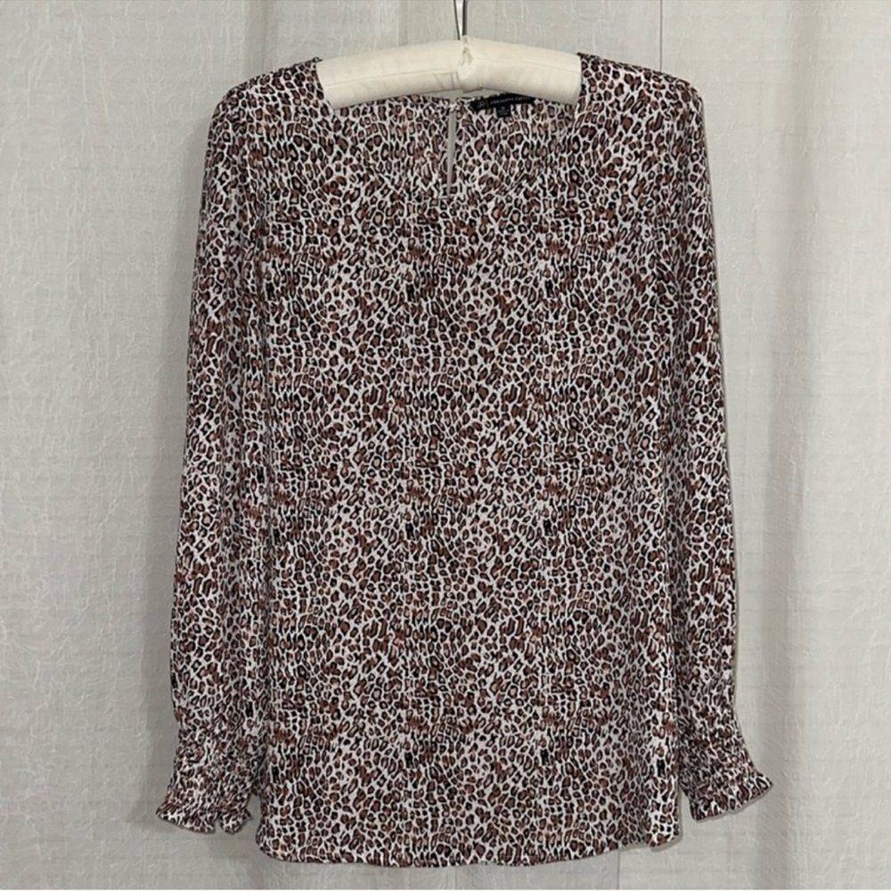 Adrianna Papell M White Black Brown Leopard Animal Print Long Sleeve Blouse